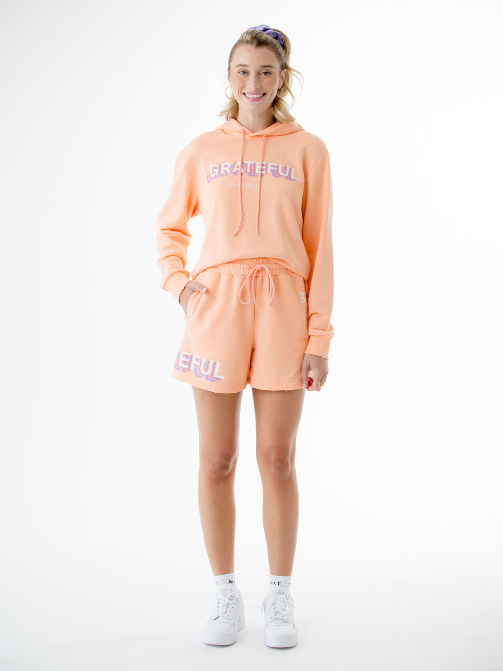SUDADERA CON CAPUCHA GRANDE GRATEFUL